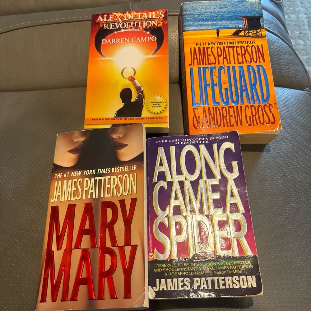 Book Set - Multicolor
